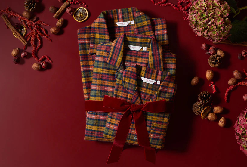 A Warm blubolt Welcome To Derek Rose